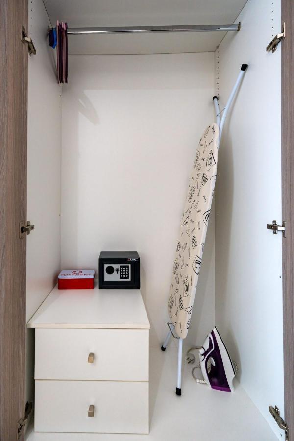 White&Gray Apartment レティムノ エクステリア 写真